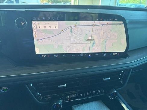 Used 2026 Chevrolet Tahoe Z71 w/ Comfort Package image 5