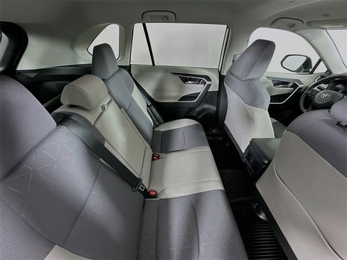 Certified 2024 Toyota RAV4 XLE image 9
