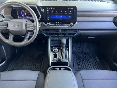 Used 2023 Chevrolet Colorado Trail Boss w/ Technology Package AWD/4WD image 30