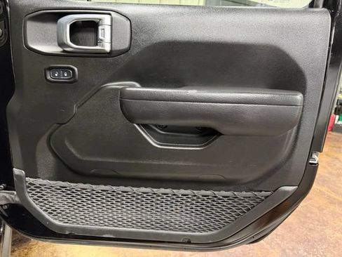 Used 2022 Jeep Gladiator Sport AWD/4WD image 22