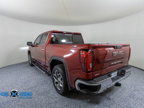 Used 2023 GMC Sierra 1500 SLT AWD/4WD image 5