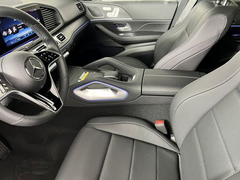 Used 2025 Mercedes-Benz GLE 350 4MATIC image 17