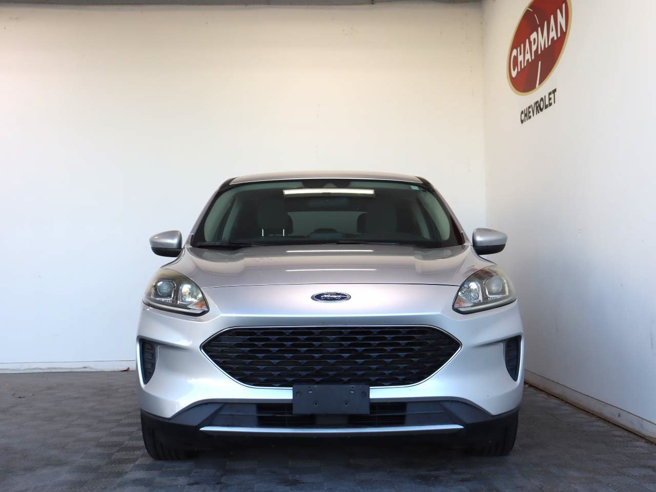 Used 2020 Ford Escape SE FWD image 2