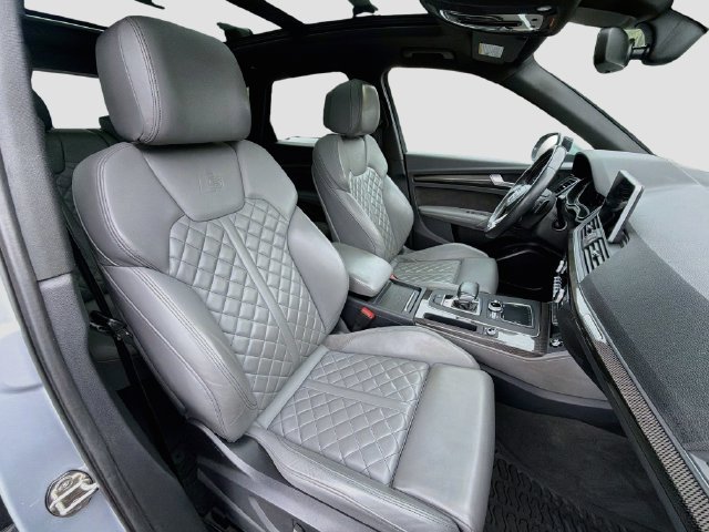Used 2019 Audi SQ5 Premium Plus w/ Premium Plus Package AWD/4WD image 24