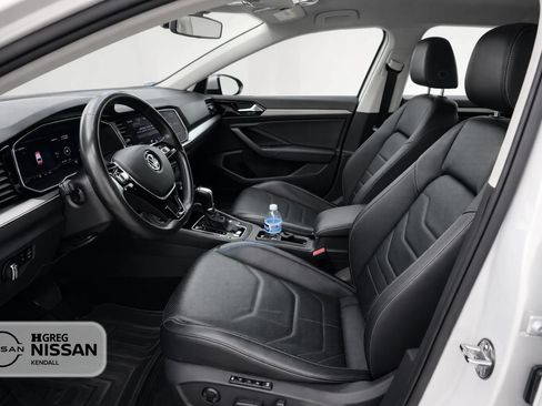 Used 2019 Volkswagen Jetta SEL Premium FWD image 7