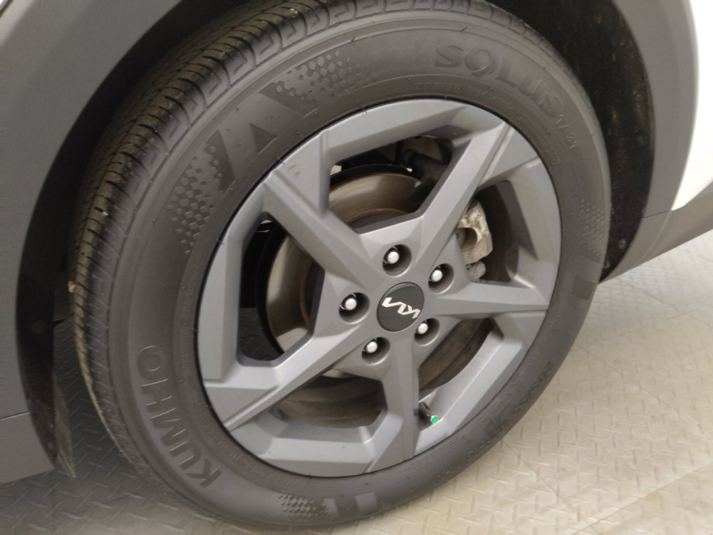 Used 2025 Kia K4 FWD image 31