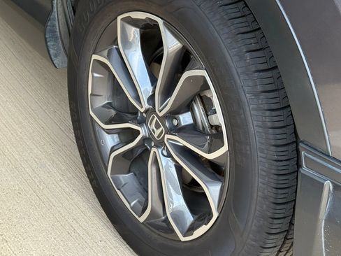Used 2022 Honda CR-V EX-L image 9