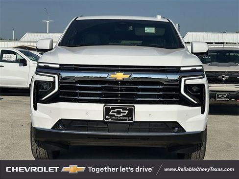 New 2026 Chevrolet Suburban LT w/ Comfort Package image 7