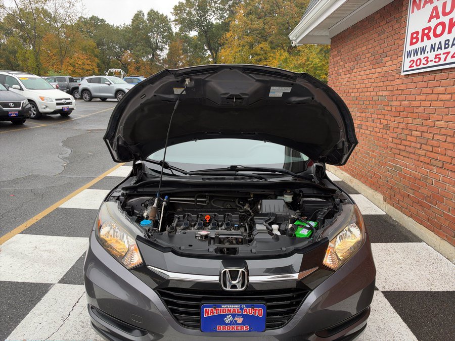Used 2017 Honda HR-V LX image 30