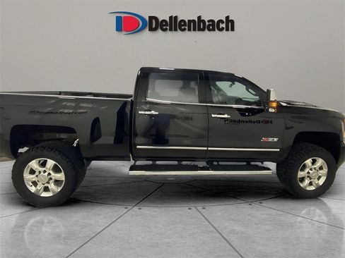Used 2018 Chevrolet Silverado 2500 LTZ w/ Duramax Plus Package image 7