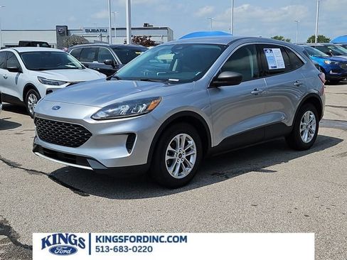Certified 2022 Ford Escape SE FWD image 1
