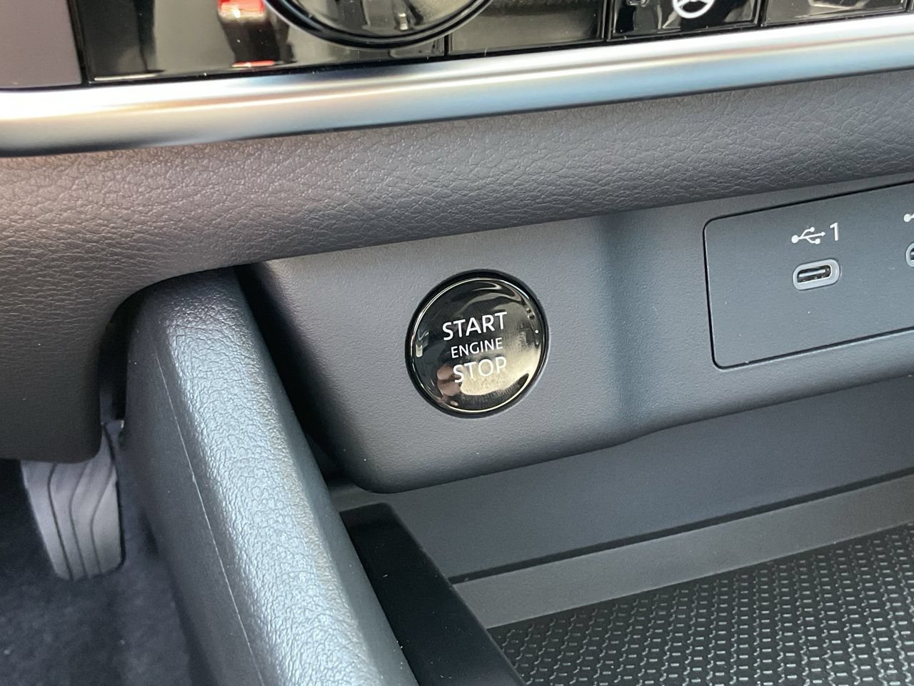 New 2026 Nissan Rogue Dark Armor FWD image 26