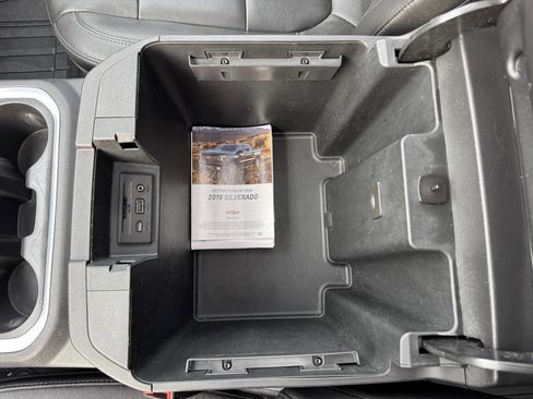 Used 2019 Chevrolet Silverado 1500 LT Trail Boss image 28