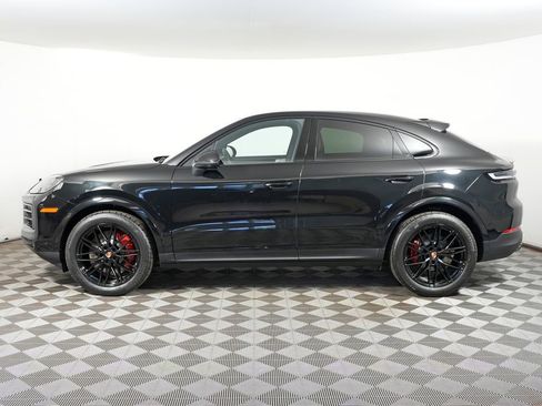 Used 2026 Porsche Cayenne S AWD/4WD image 2
