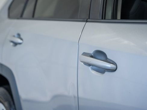 Used 2019 Toyota RAV4 LE w/ All Weather Liner Package AWD/4WD image 12