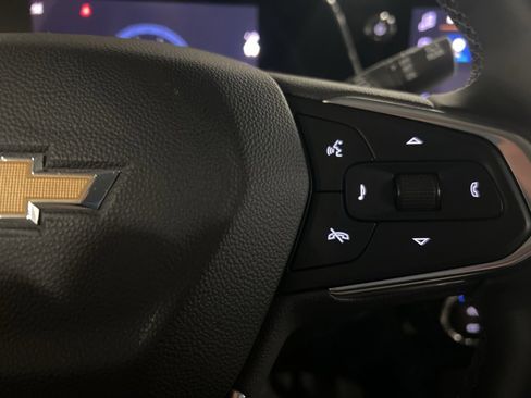 Certified 2024 Chevrolet Trax LT w/ Driver Confidence Package image 15