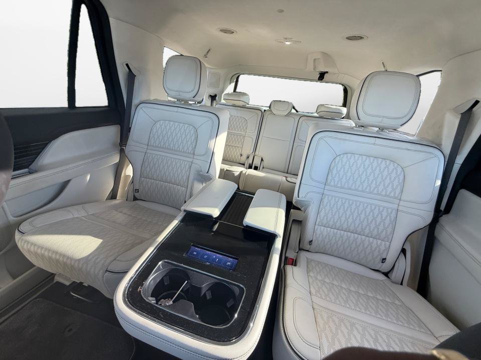 Used 2023 Lincoln Navigator Black Label AWD/4WD image 12