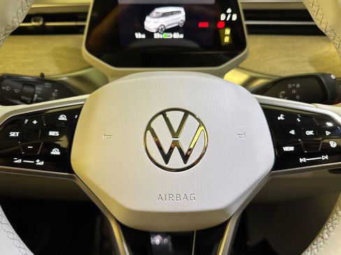 New 2025 Volkswagen ID. Buzz 1st Edition image 24