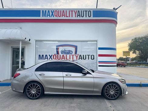 Used 2019 Mercedes-Benz C 300 Sedan image 21