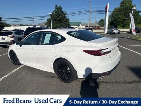 Used 2025 Toyota Camry SE FWD image 16