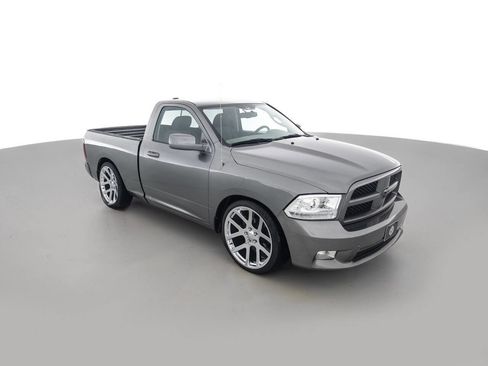 Used 2012 RAM 1500 Express RWD image 3