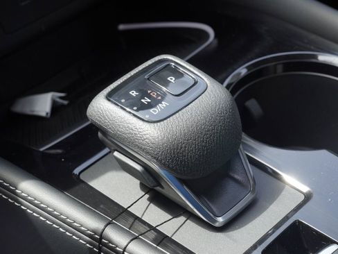 New 2026 Nissan Rogue Platinum AWD/4WD image 14