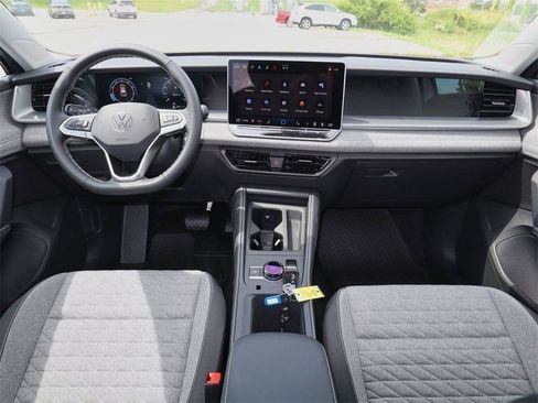 New 2025 Volkswagen Tiguan S AWD/4WD image 15