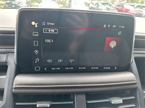 Used 2023 GMC Yukon SLT image 12