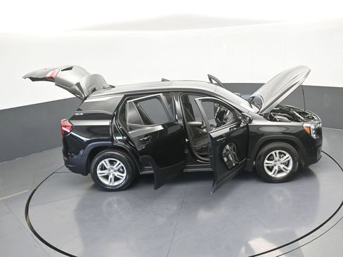 Used 2023 GMC Terrain SLE image 65