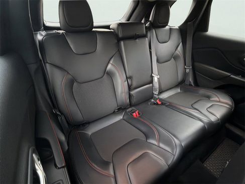 Used 2021 Jeep Cherokee Trailhawk w/ Sun, Sound & Nav Group image 10