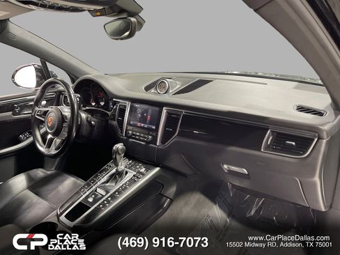 Used 2017 Porsche Macan AWD/4WD image 23