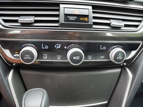 Used 2018 Honda Accord Sport image 24