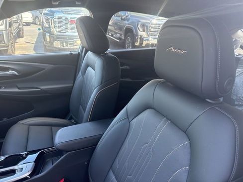 New 2025 Buick Envista Avenir image 12