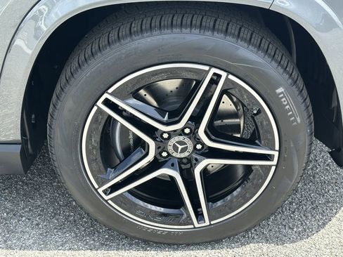 New 2026 Mercedes-Benz GLS 450 4MATIC image 14