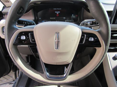 Used 2023 Lincoln Aviator Reserve w/ Equipment Group 201A image 26