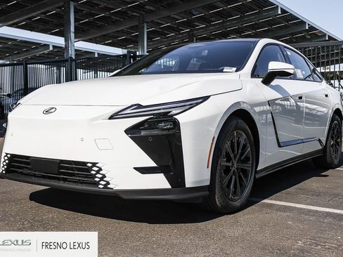 New 2026 Lexus ES 350e FWD image 3