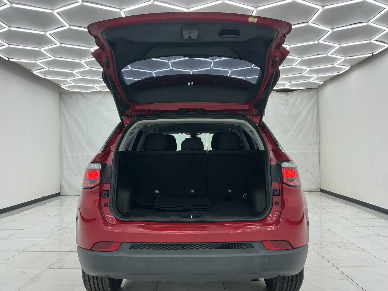 Used 2018 Jeep Compass Sport FWD image 42