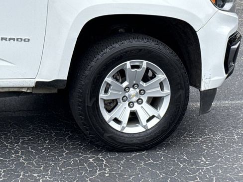 Used 2021 Chevrolet Colorado LT w/ Fleet Safety Package image 5