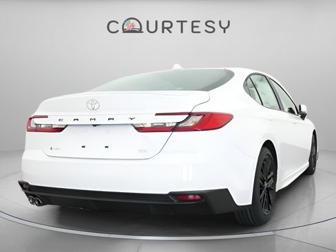 Certified 2026 Toyota Camry SE FWD image 11