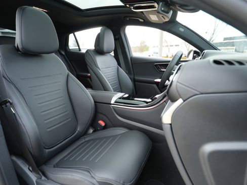 New 2026 Mercedes-Benz GLC 300 4MATIC image 38