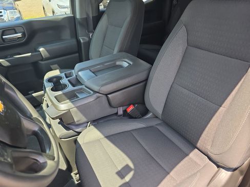 Used 2022 Chevrolet Silverado 1500 Custom RWD image 17