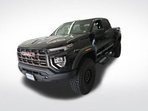New 2024 GMC Canyon AT4X w/ AT4X AEV Edition AWD/4WD image 6