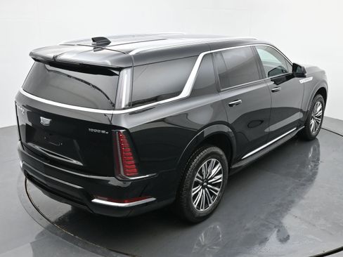 New 2026 Cadillac Escalade IQL Luxury w/ LPO, Floor Liner Package image 27
