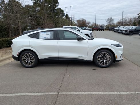 New 2026 Ford Mustang Mach-E Premium image 3