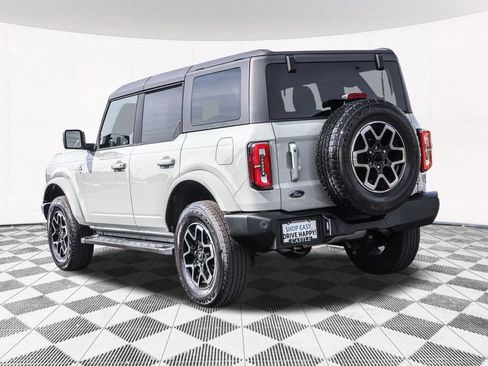 Used 2022 Ford Bronco Outer Banks AWD/4WD image 15