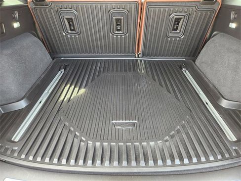 Used 2023 Cadillac XT5 Sportv w/ Technology Package image 31