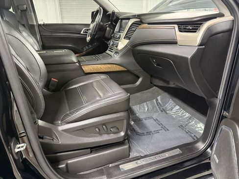Used 2019 GMC Yukon XL Denali w/ Denali Ultimate Package AWD/4WD image 45