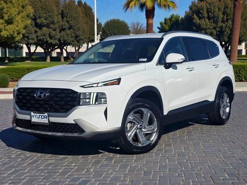 Used 2023 Hyundai Santa Fe SEL image 2