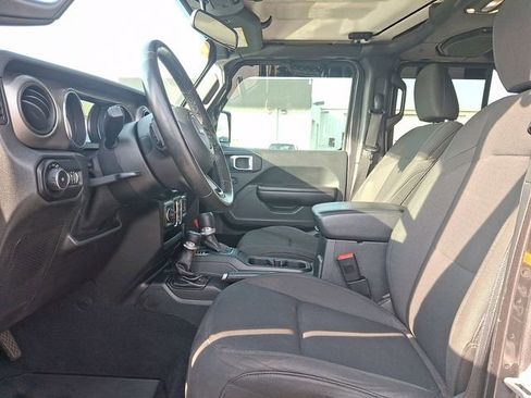 Used 2020 Jeep Wrangler Unlimited Sport image 13