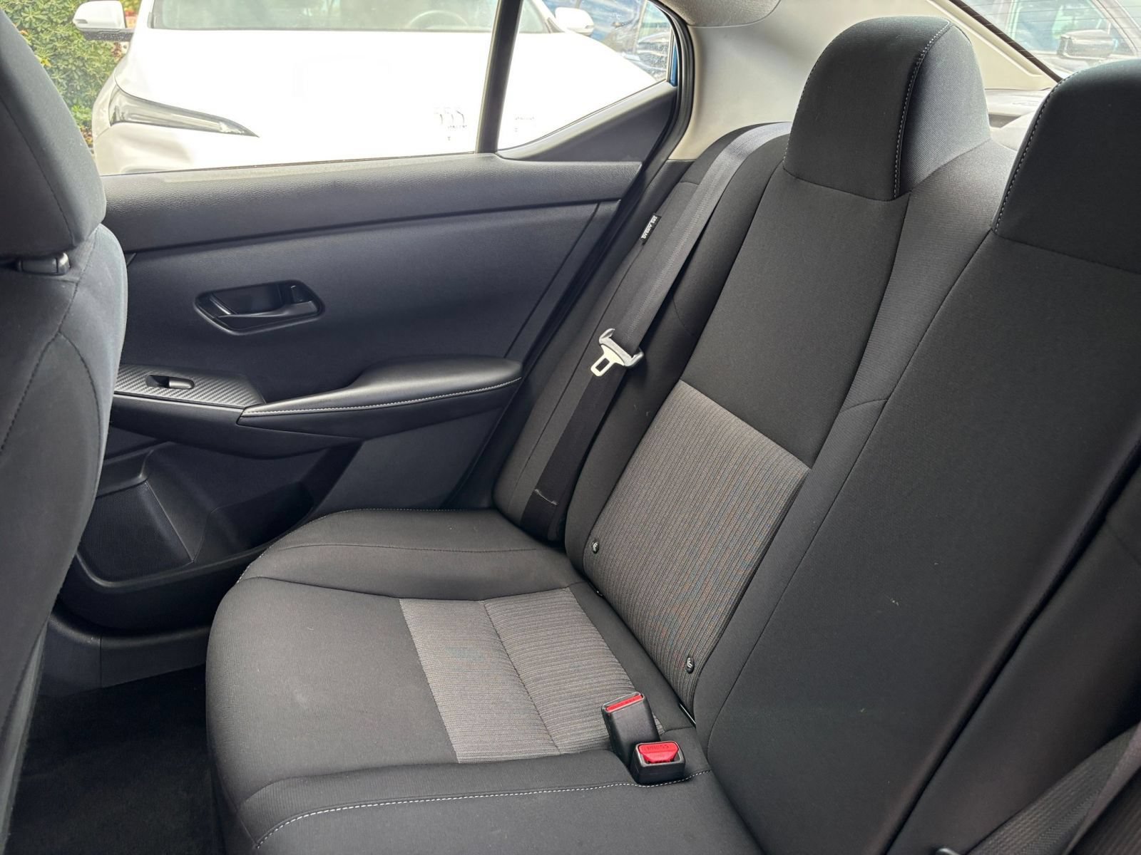 Used 2025 Nissan Sentra SV FWD image 37